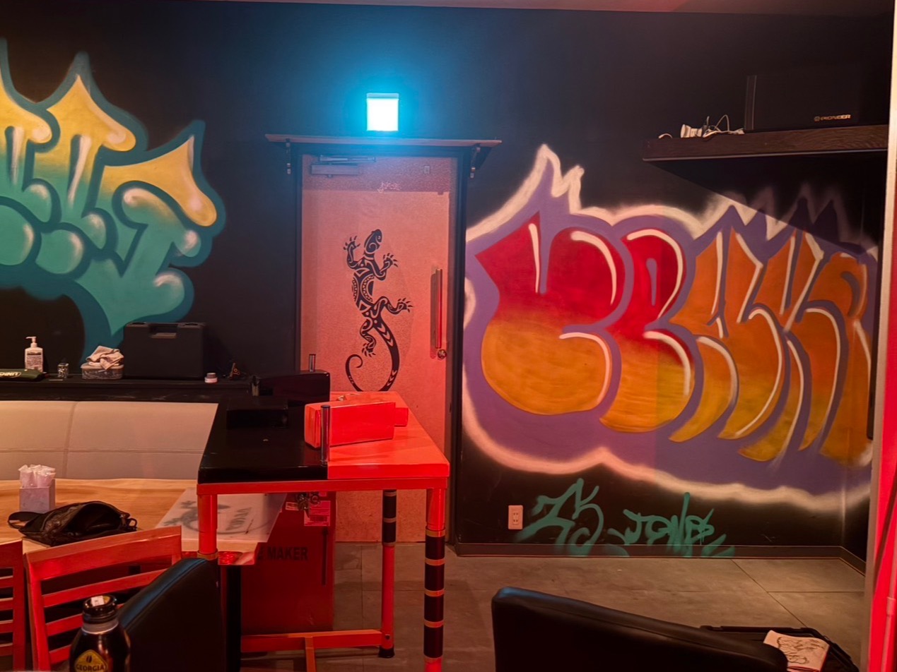 BAR MACHO DOGのサムネイル画像